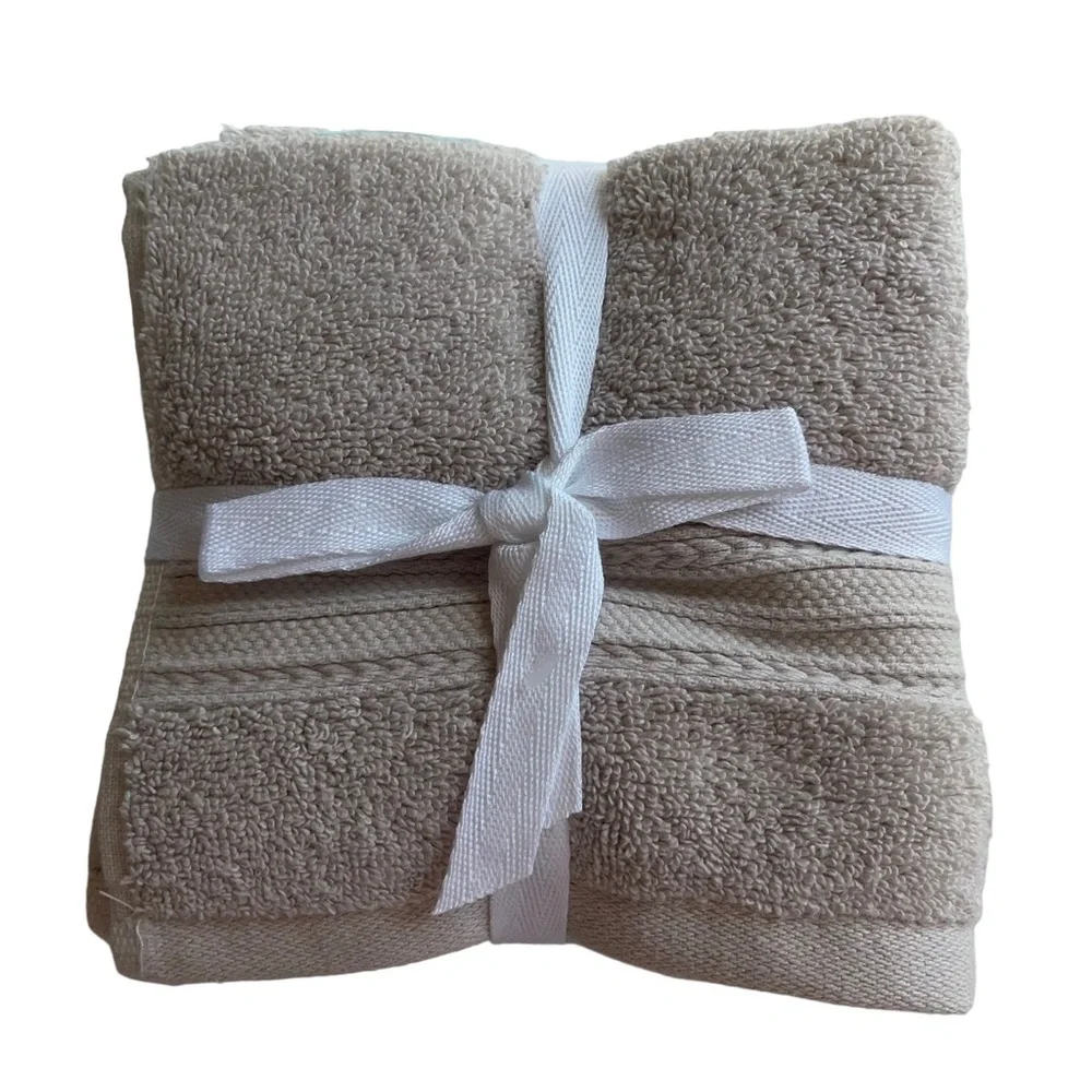 BROOKS BROTHERS Premium Turkish lot of 4 Wash Cloths in Stone color NWT